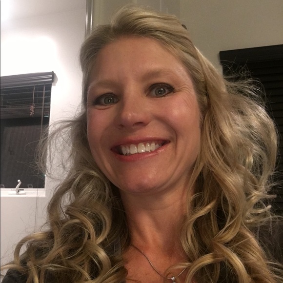 Meet your Posher, Holly - Picture 5 of 7